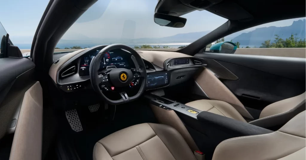 हरे रंग की नई Ferrari Amalfi सुपरकार एक खूबसूरत लोकेशन पर खड़ी है, जो उसकी रफ्तार और लग्जरी को दर्शा रही है।